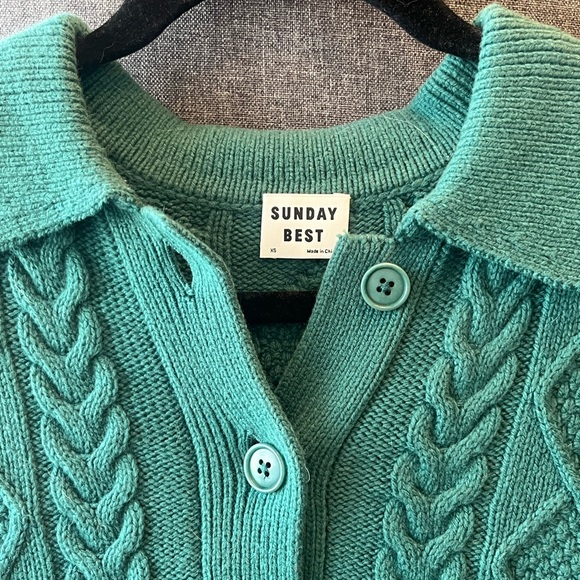 Aritzia Sunday Best Cropped Sweater Vest XS - Picture 2 of 3